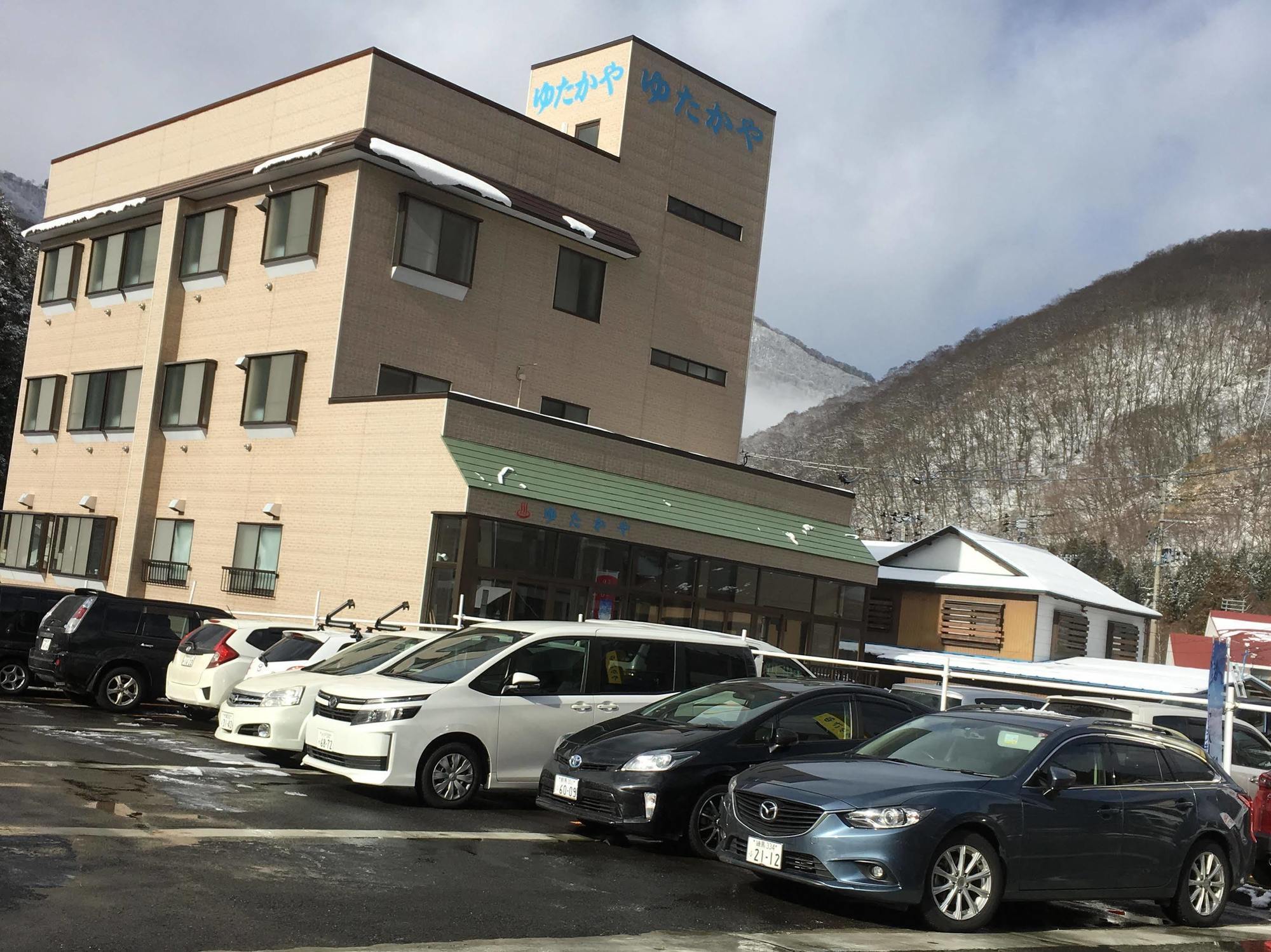 Готель Onsen Minshuku Yutakaya Юдзава Екстер'єр фото